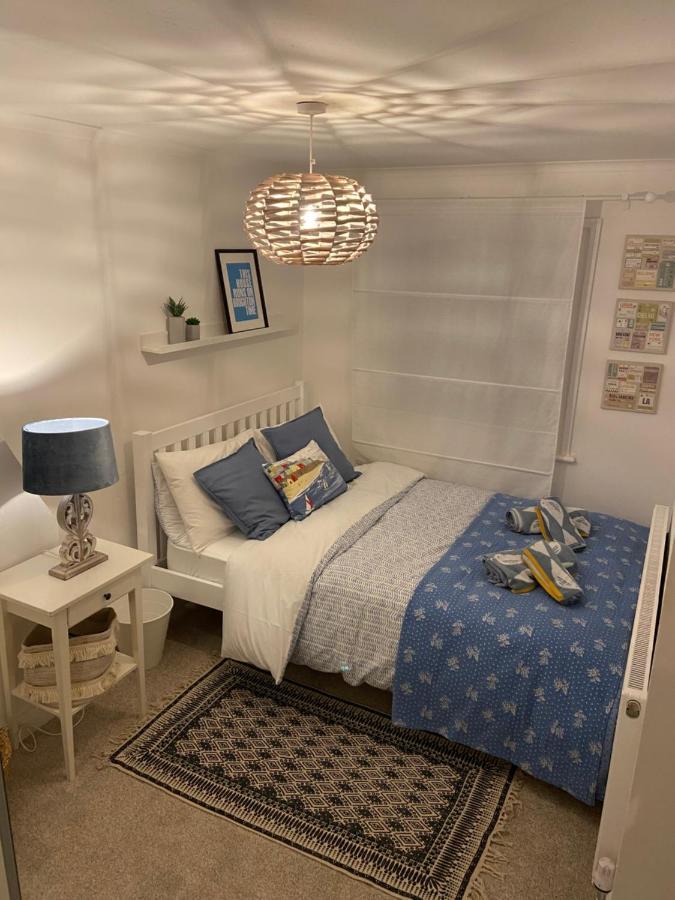 Centrally Located, Comfortable Apartment Near Station, Beach And North Laines Hove Buitenkant foto