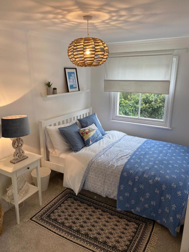 Centrally Located, Comfortable Apartment Near Station, Beach And North Laines Hove Kamer foto